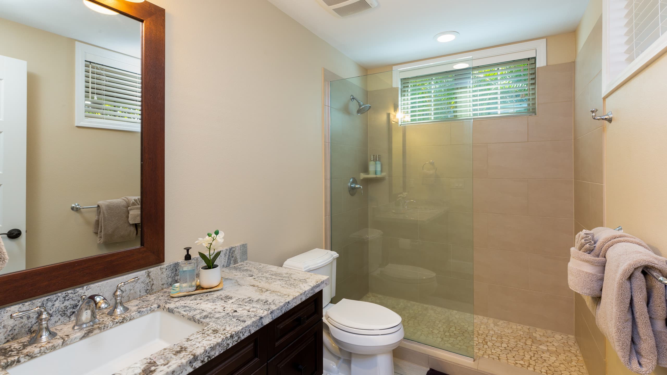 Home in Waimea · ★5.0 · 3 bedrooms · 5 beds · 3 baths - Image 21