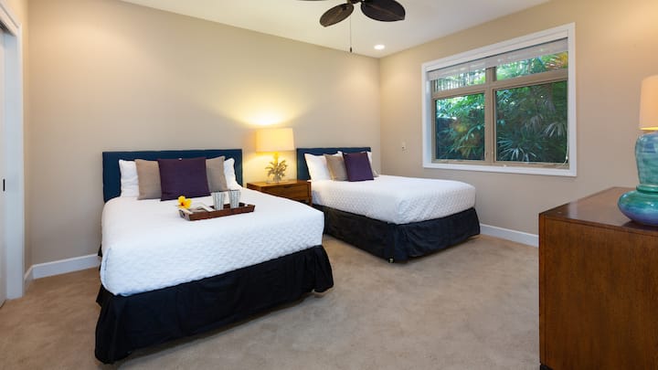 Dhoma e gjumit në katin e poshtëm #3 me dy krevate të plotë