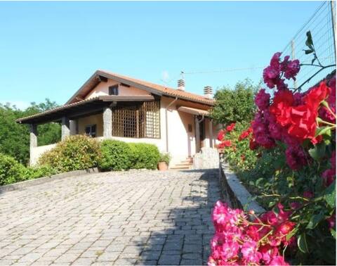 Villa with Pool near 5Terre