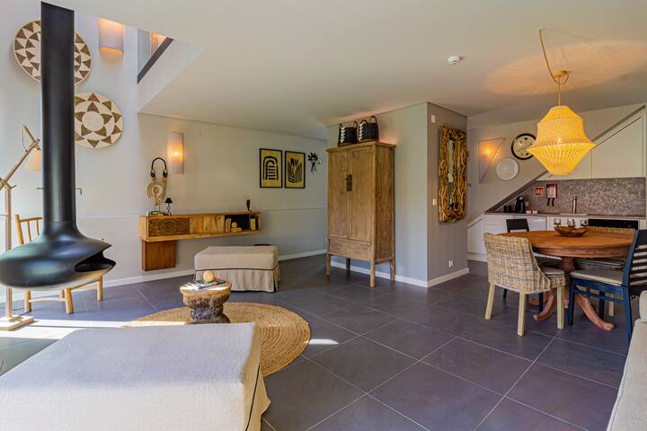 Villa Black Starling with pool and spa. gallery image 5