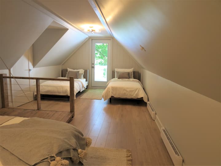 מיטות זוגיות לופט עם חדר שינה