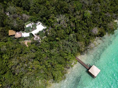 Casa Pibe with private dock in Bacalar
