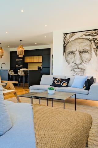 Je Loue Pour Vous managed Airbnb listing 2