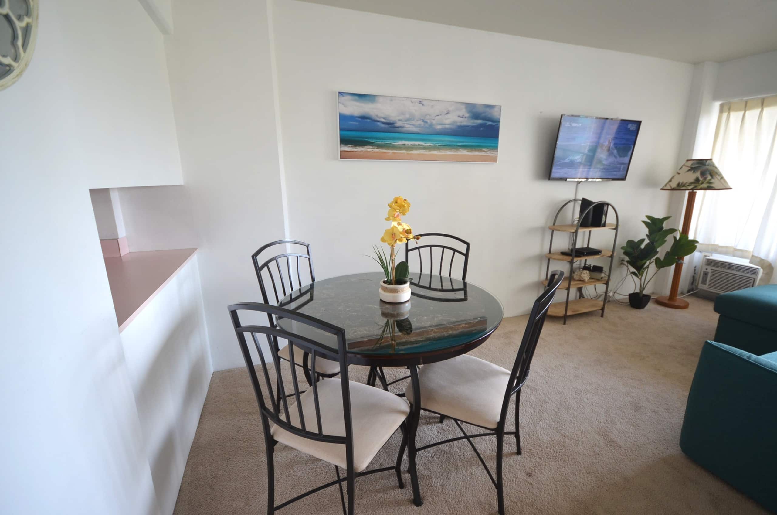 Condo in Honolulu · ★4.61 · 1 bedroom · 1 bed · 1 private bath - Image 7