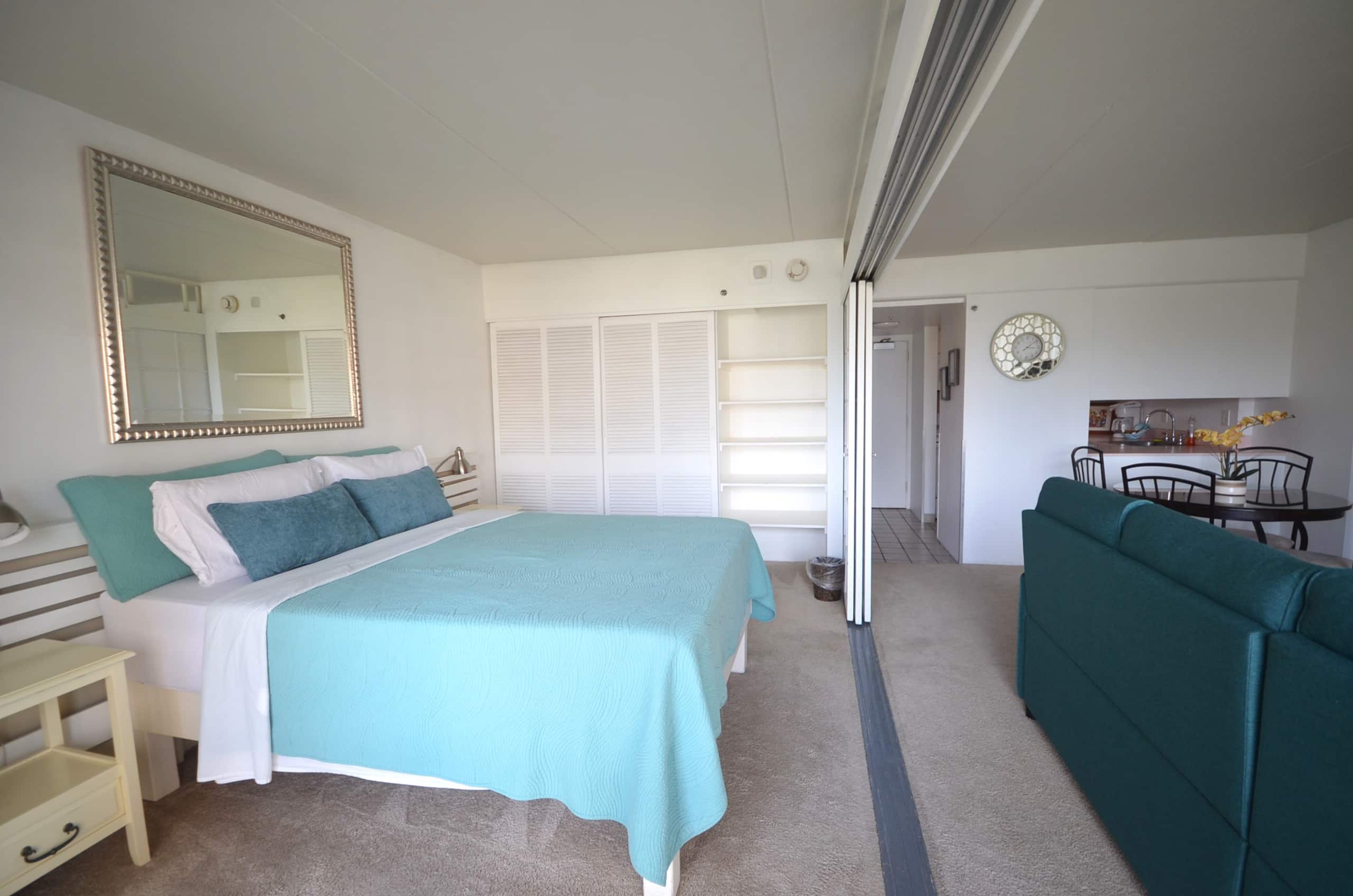 Condo in Honolulu · ★4.61 · 1 bedroom · 1 bed · 1 private bath - Image 1