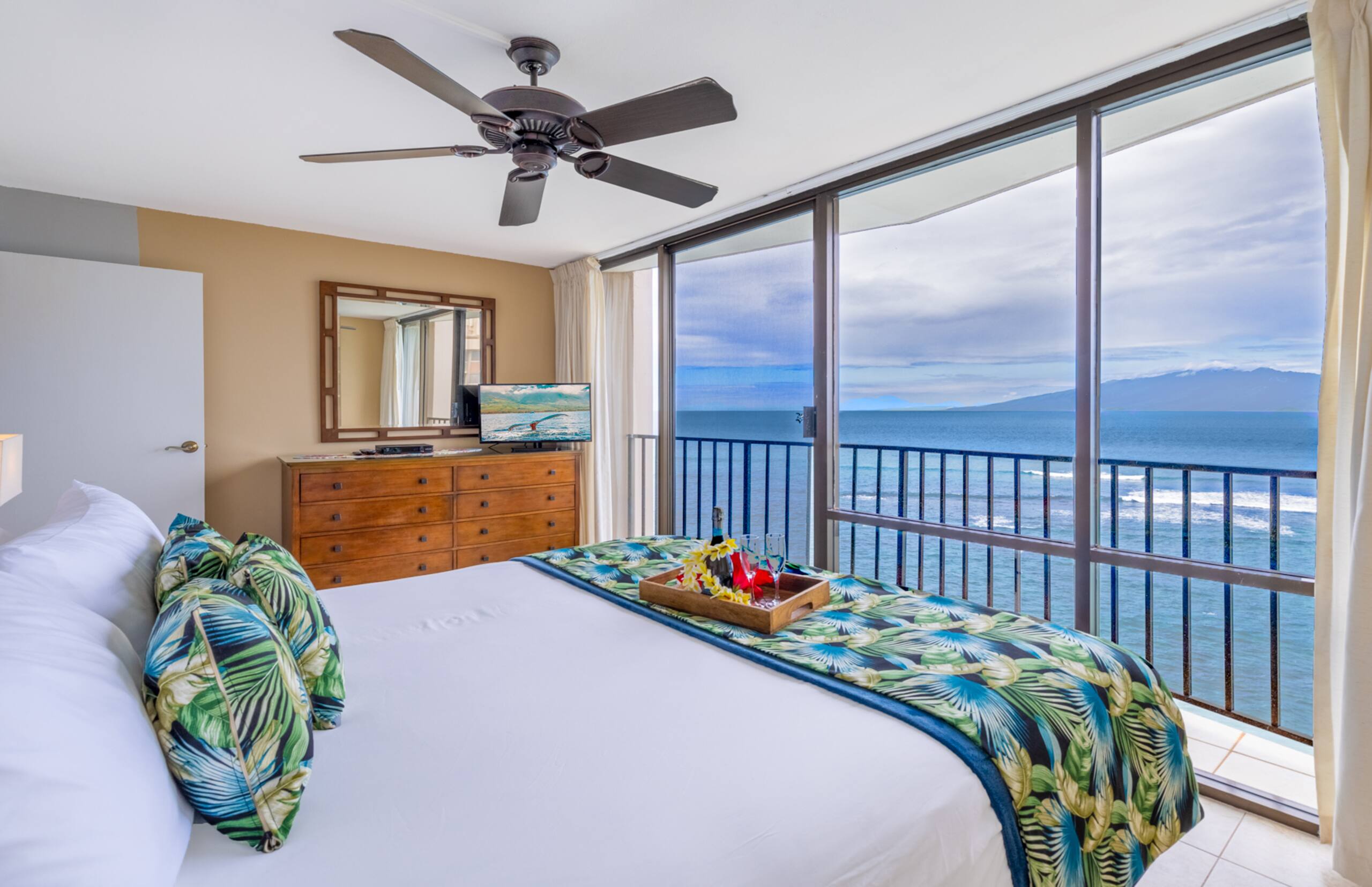 Condo in Lahaina · ★4.78 · 2 bedrooms · 3 beds · 2 baths - Image 14