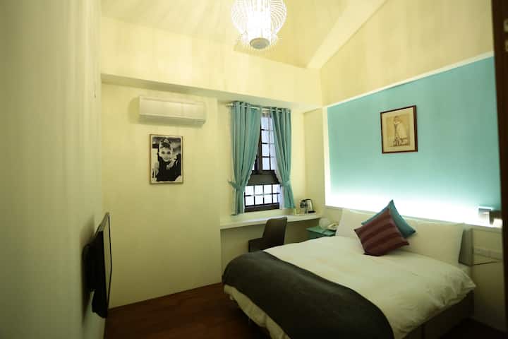 Ორადგილიანი ნომერი მე-3 სართულზე