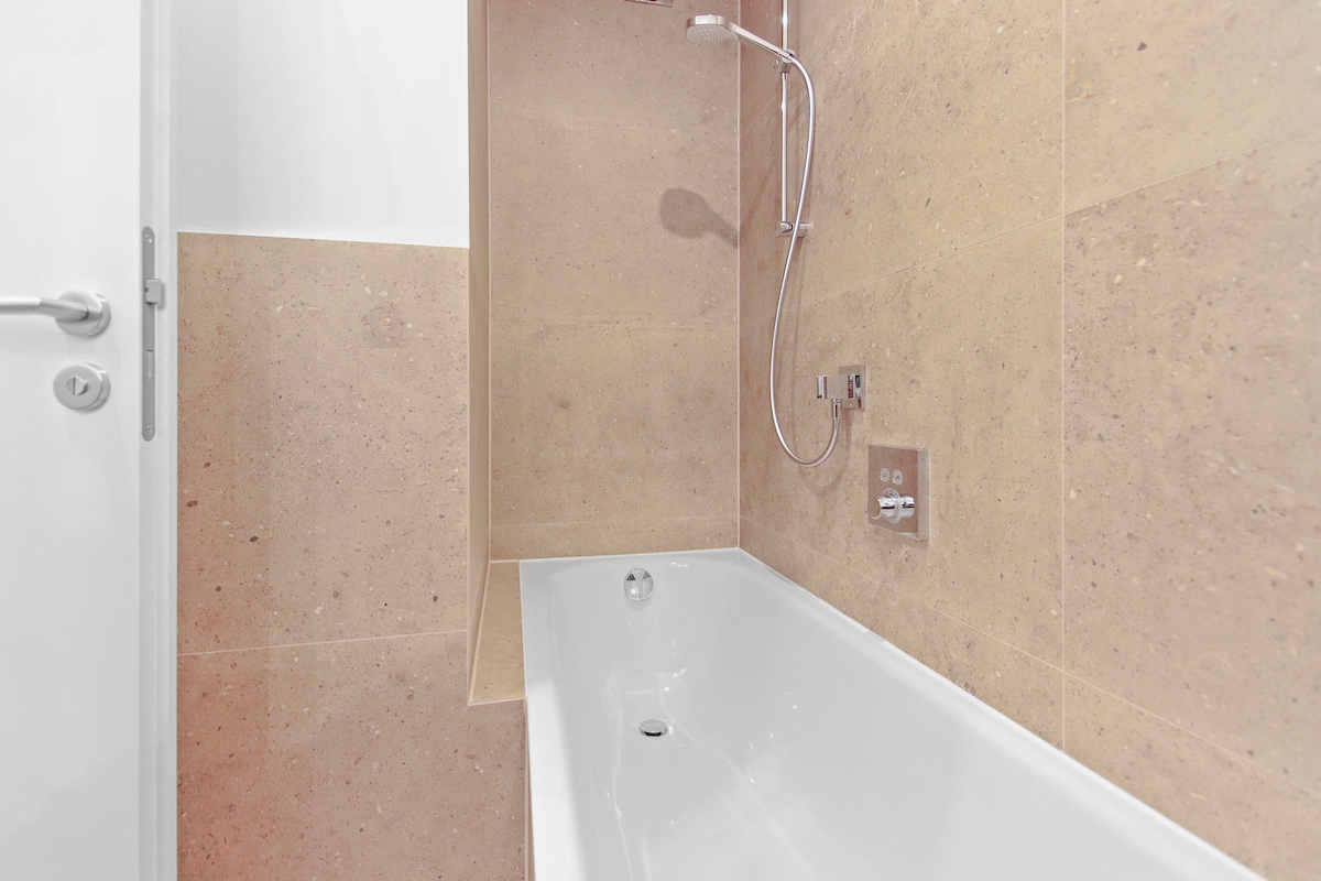 ※ Flatista Homes - Hirschgarten ※ 6 guests ※ 3 bedrooms ※