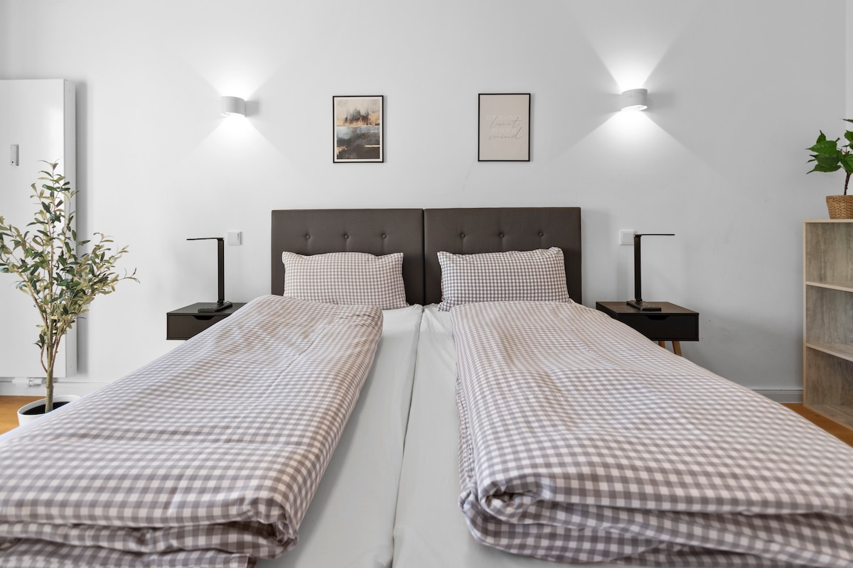 ※ Flatista Homes - Hirschgarten ※ 6 guests ※ 3 bedrooms ※