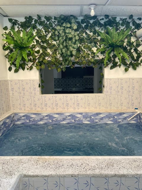 Nomadic House! Nice house with family Jacuzzi house with family Jacuzzi