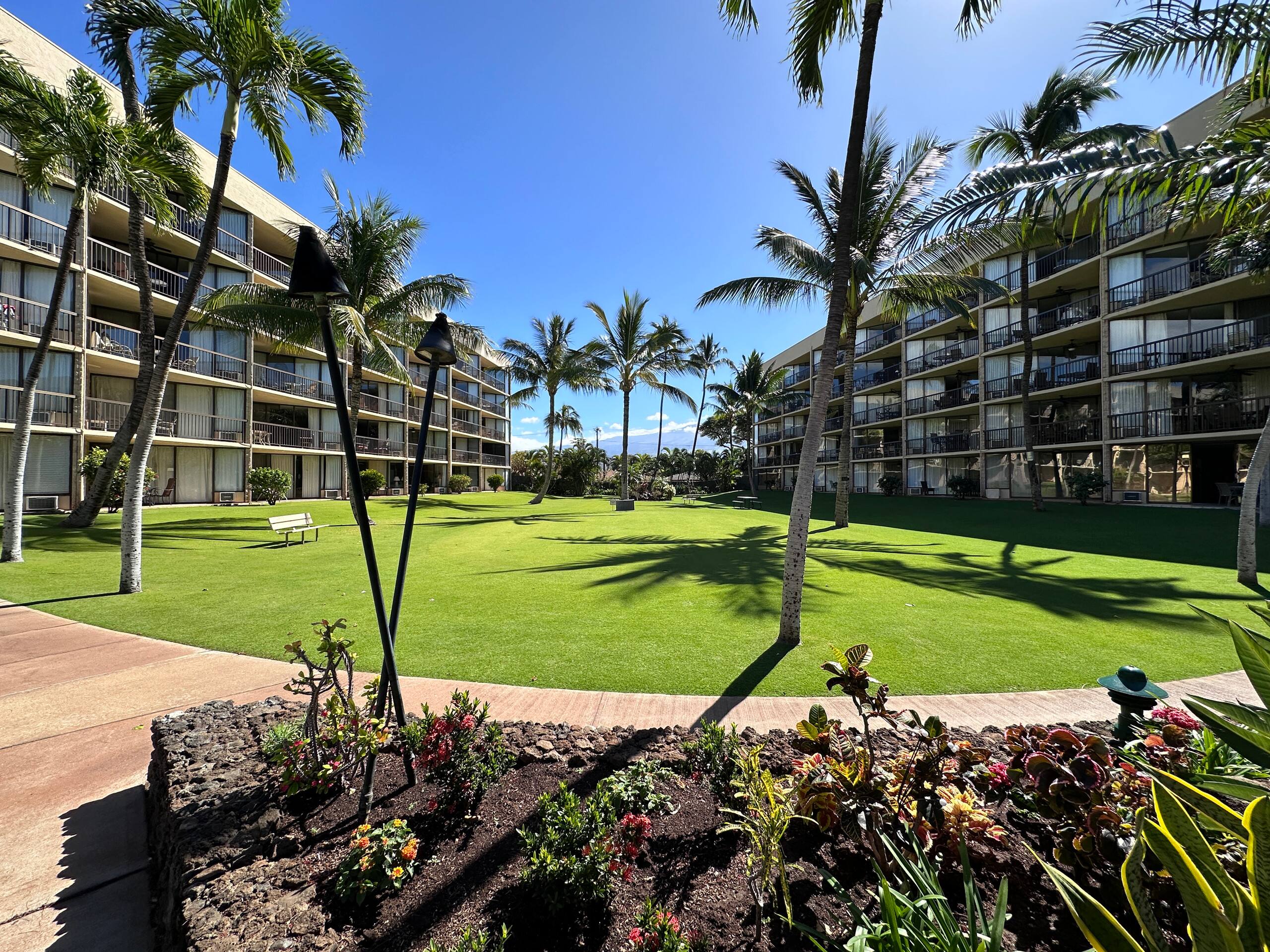 Condo in Kihei · ★4.84 · 1 bedroom · 3 beds · 2 baths - Image 39