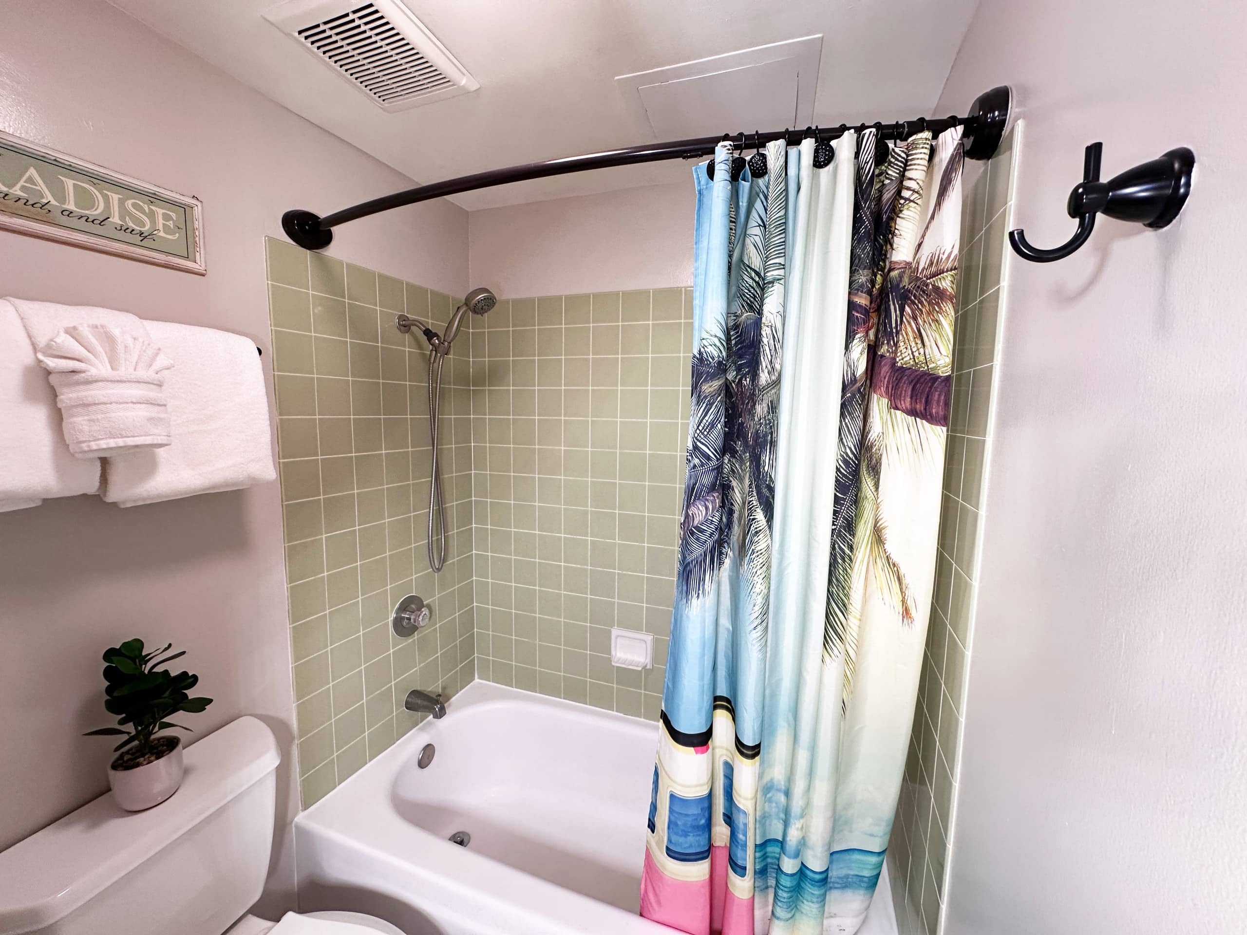 Condo in Kihei · ★4.84 · 1 bedroom · 3 beds · 2 baths - Image 20