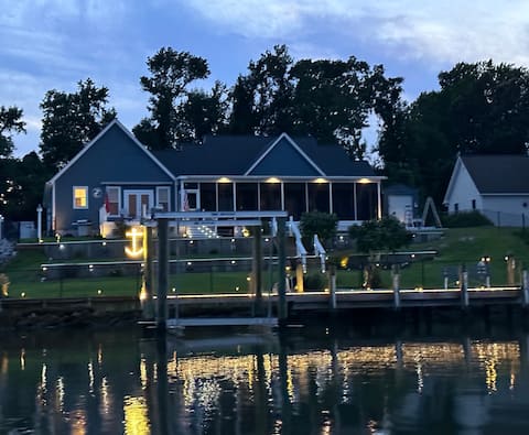 Pelican Watch - Premier Waterfront Home on ICW