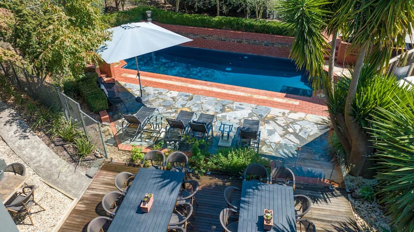 Eden Yarra Valley 6-10 bedrooms, 14-30 guests