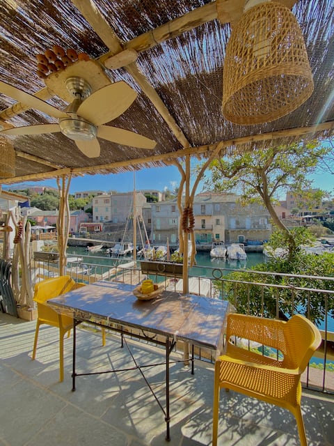 Charming house on the harbor, rated 3*