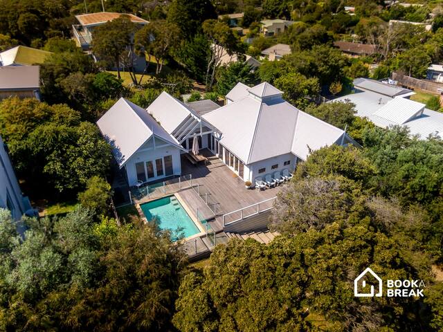 Idyllic Beach House Blairgowrie- 100m to Foreshore