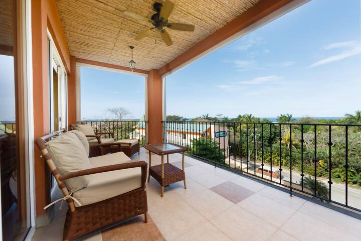 Grand Ocean Views and Amazing Sunsets!