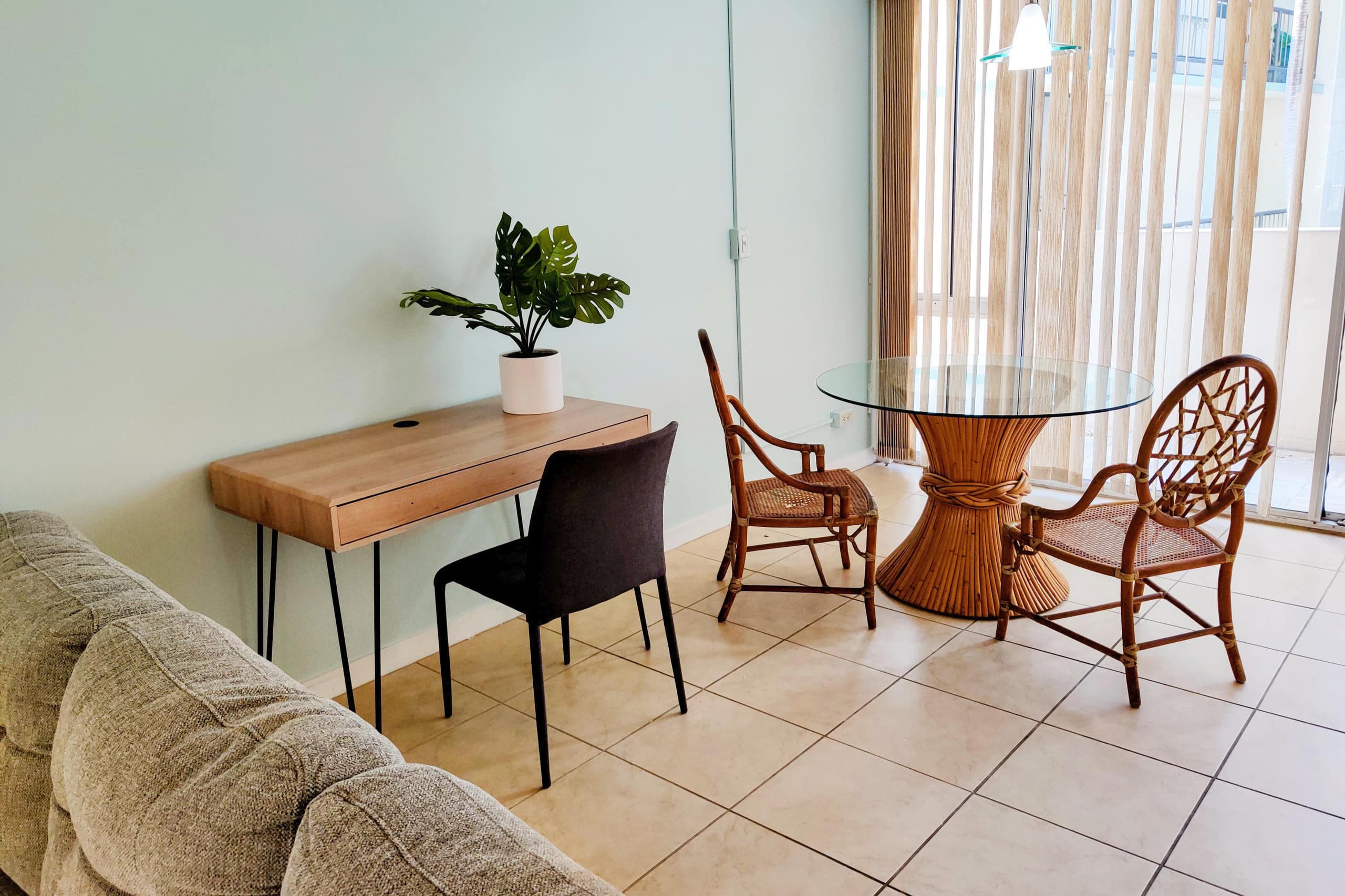 Condo in Honolulu · ★4.72 · 1 bedroom · 3 beds · 1 private bath - Image 7