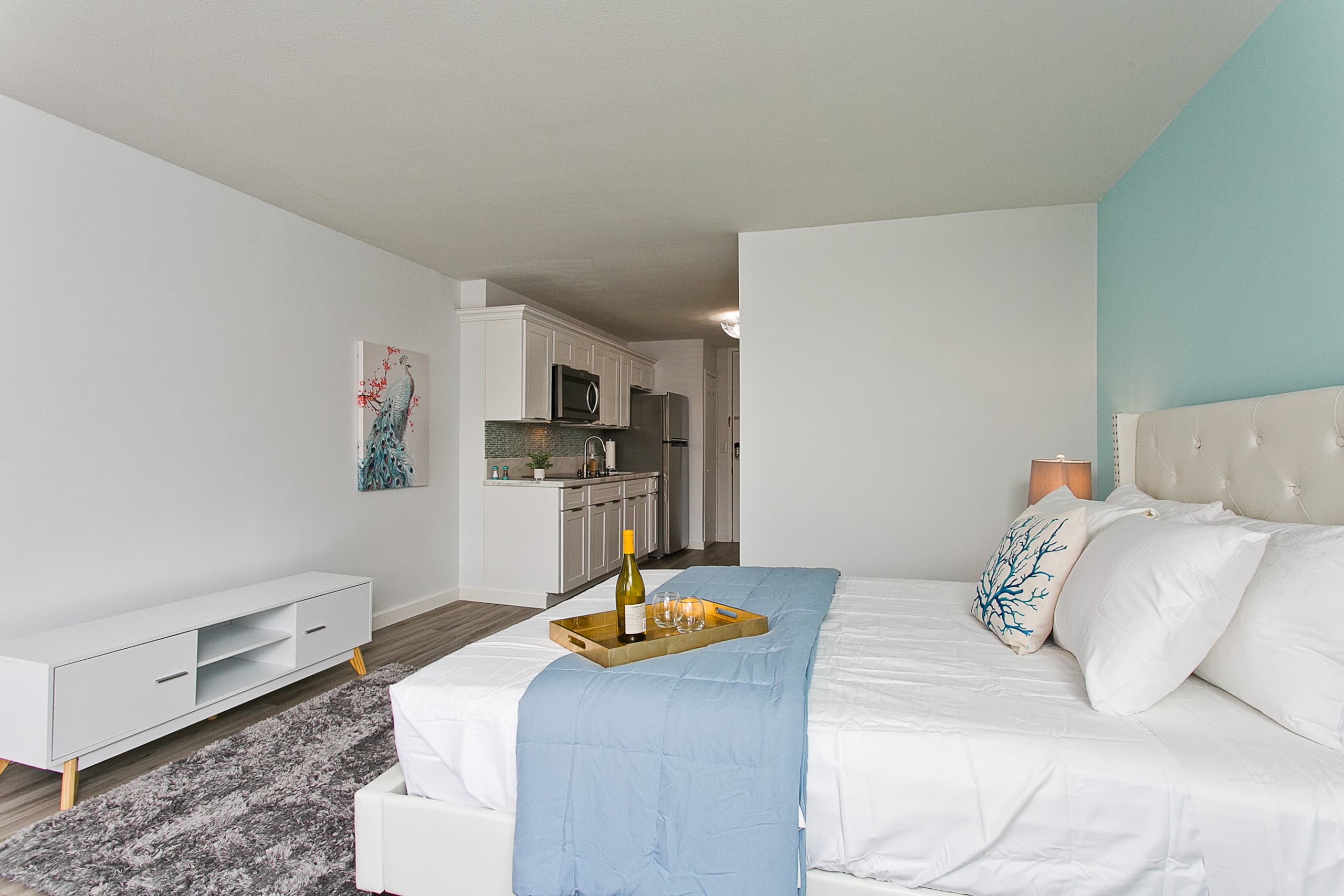 Waikiki Marina Condo - Image 14