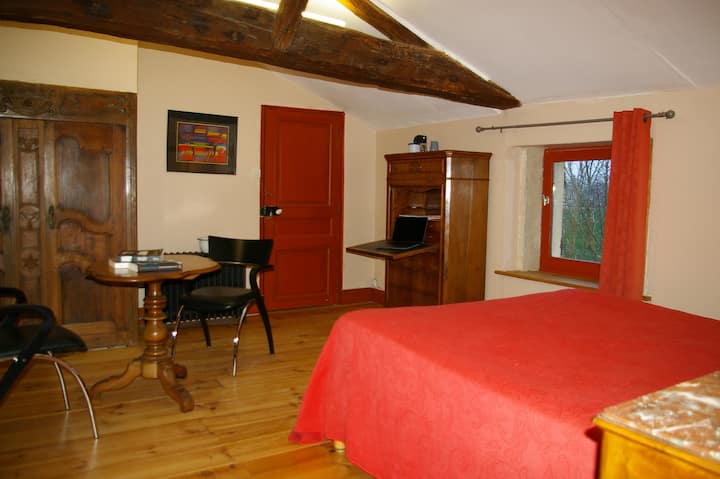 yanis房间，婚礼衣柜1848。