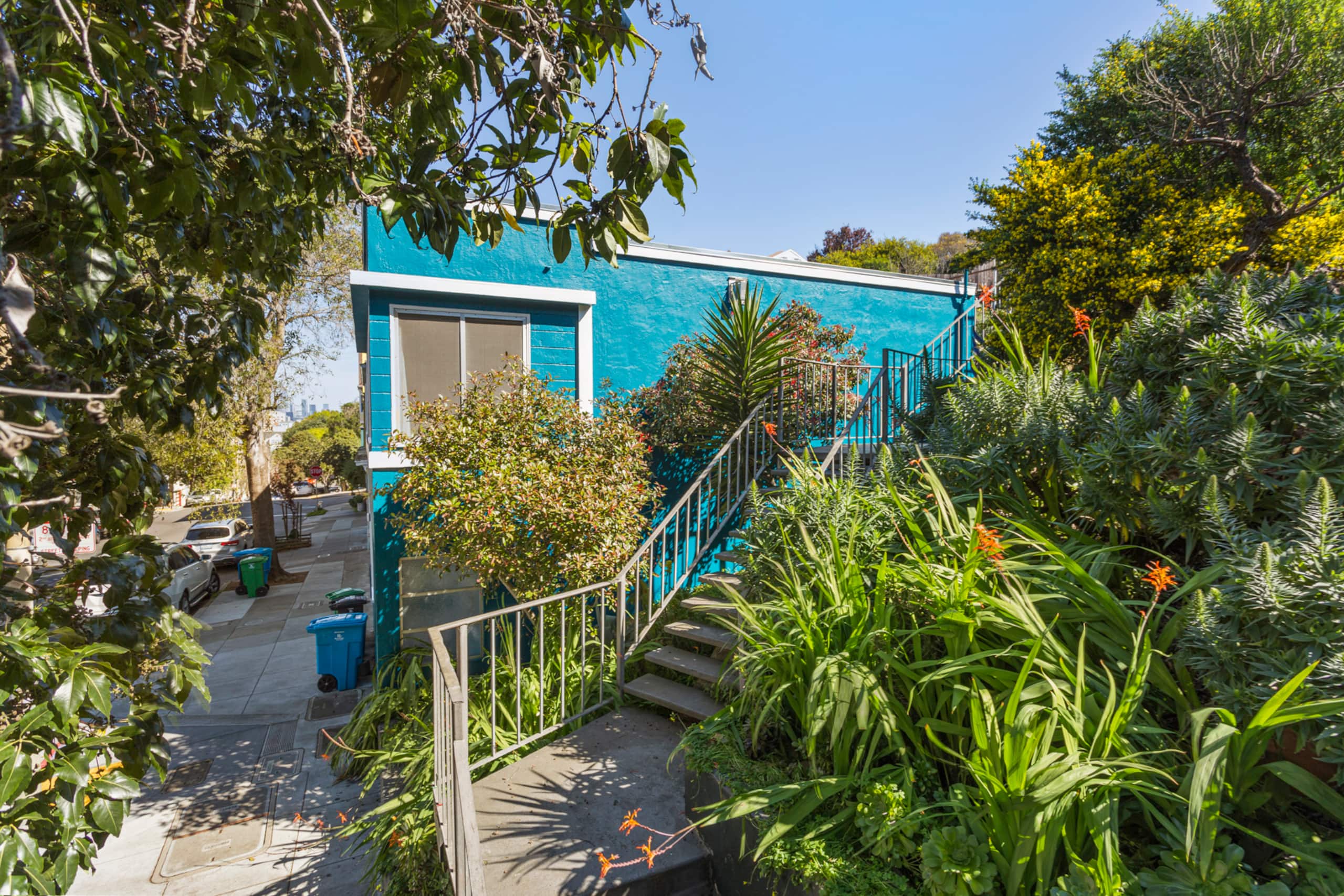 Home in San Francisco · ★4.88 · 2 bedrooms · 2 beds · 2 baths - Image 71