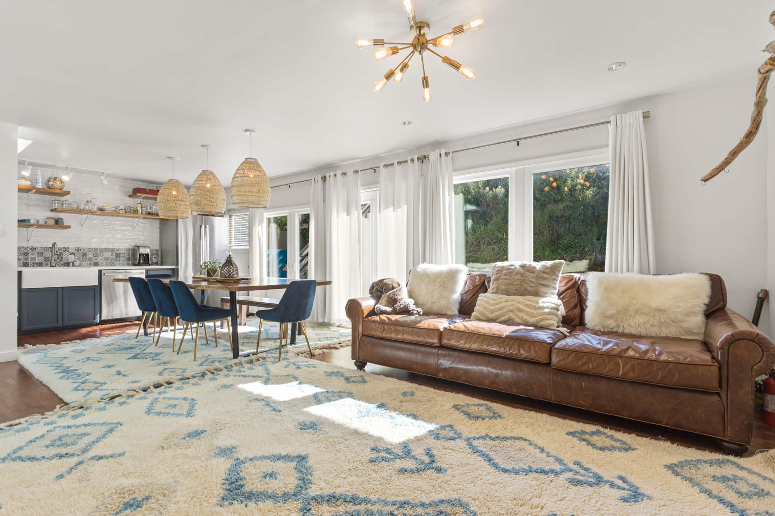 Home in San Francisco · ★4.88 · 2 bedrooms · 2 beds · 2 baths - Image 6