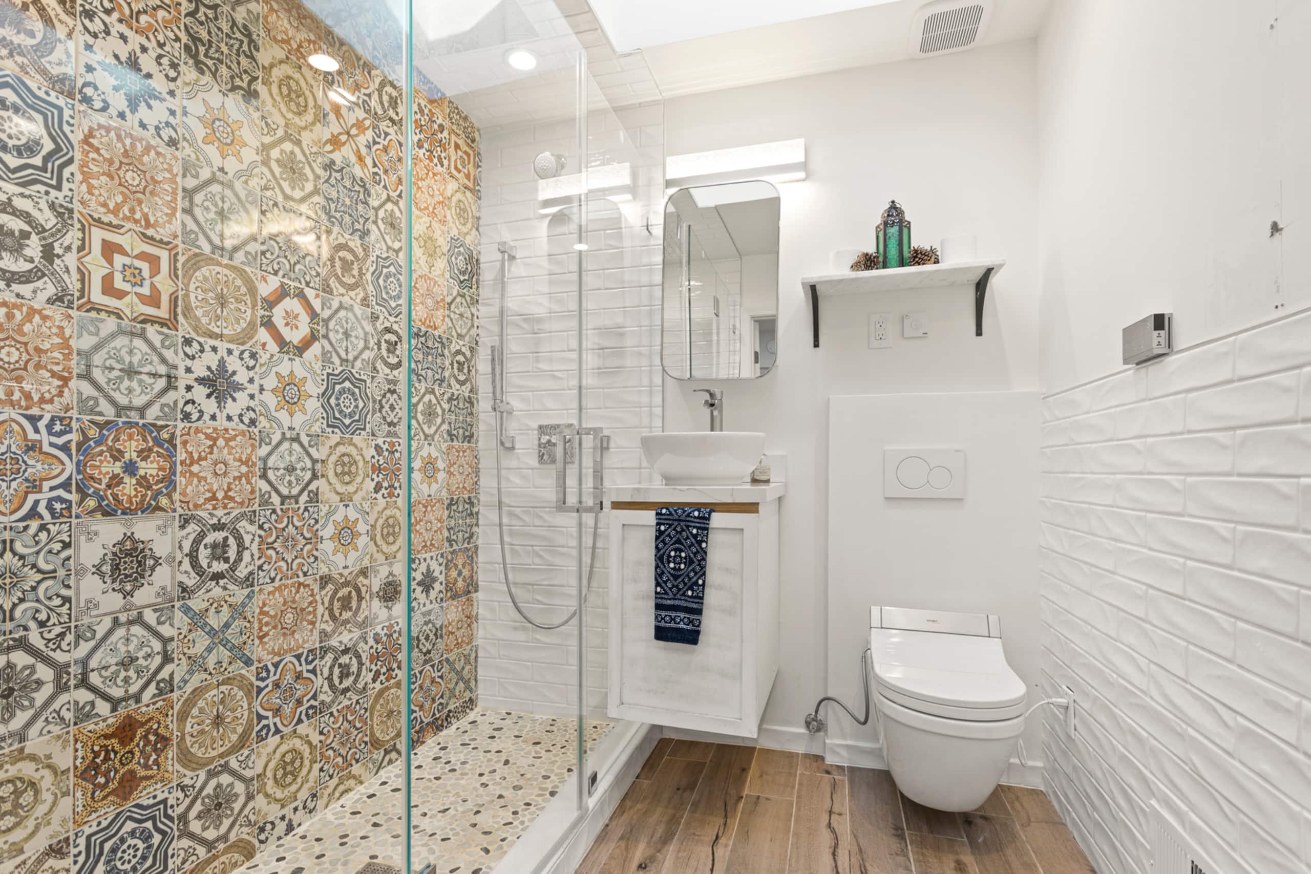 Home in San Francisco · ★4.88 · 2 bedrooms · 2 beds · 2 baths - Image 34