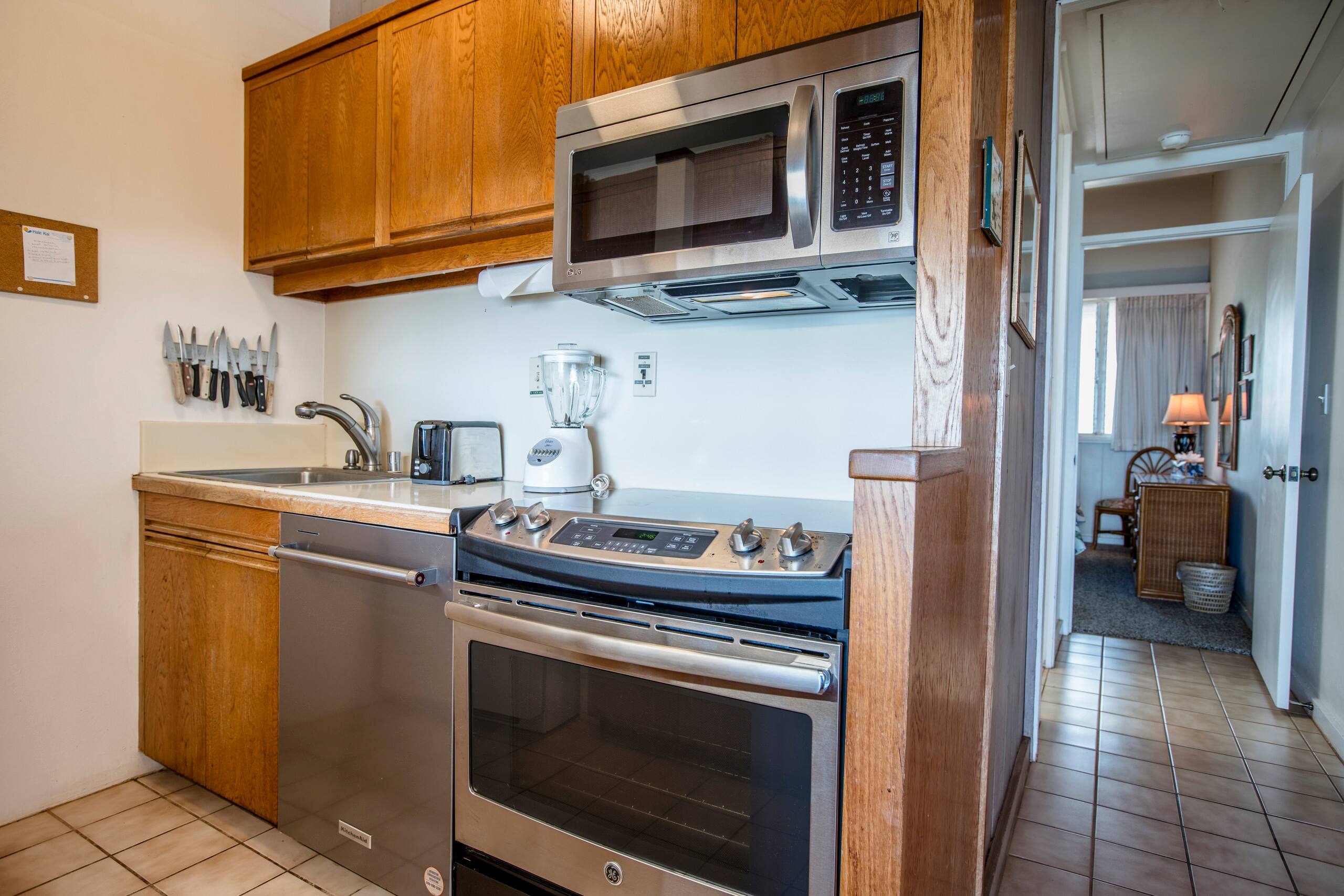Condo in Lahaina · ★4.7 · 1 bedroom · 1 bed · 1 private bath - Image 7