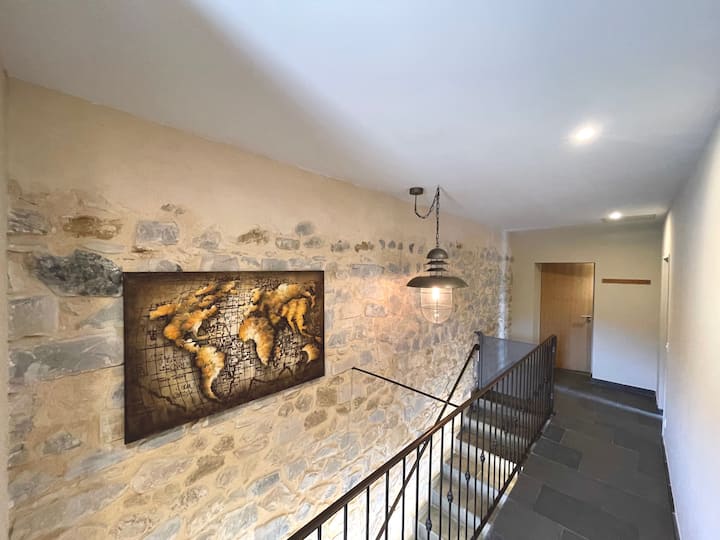 pasillo habitaciones 2,3 y 4 Bastide Saint Quenin 5 estrellas