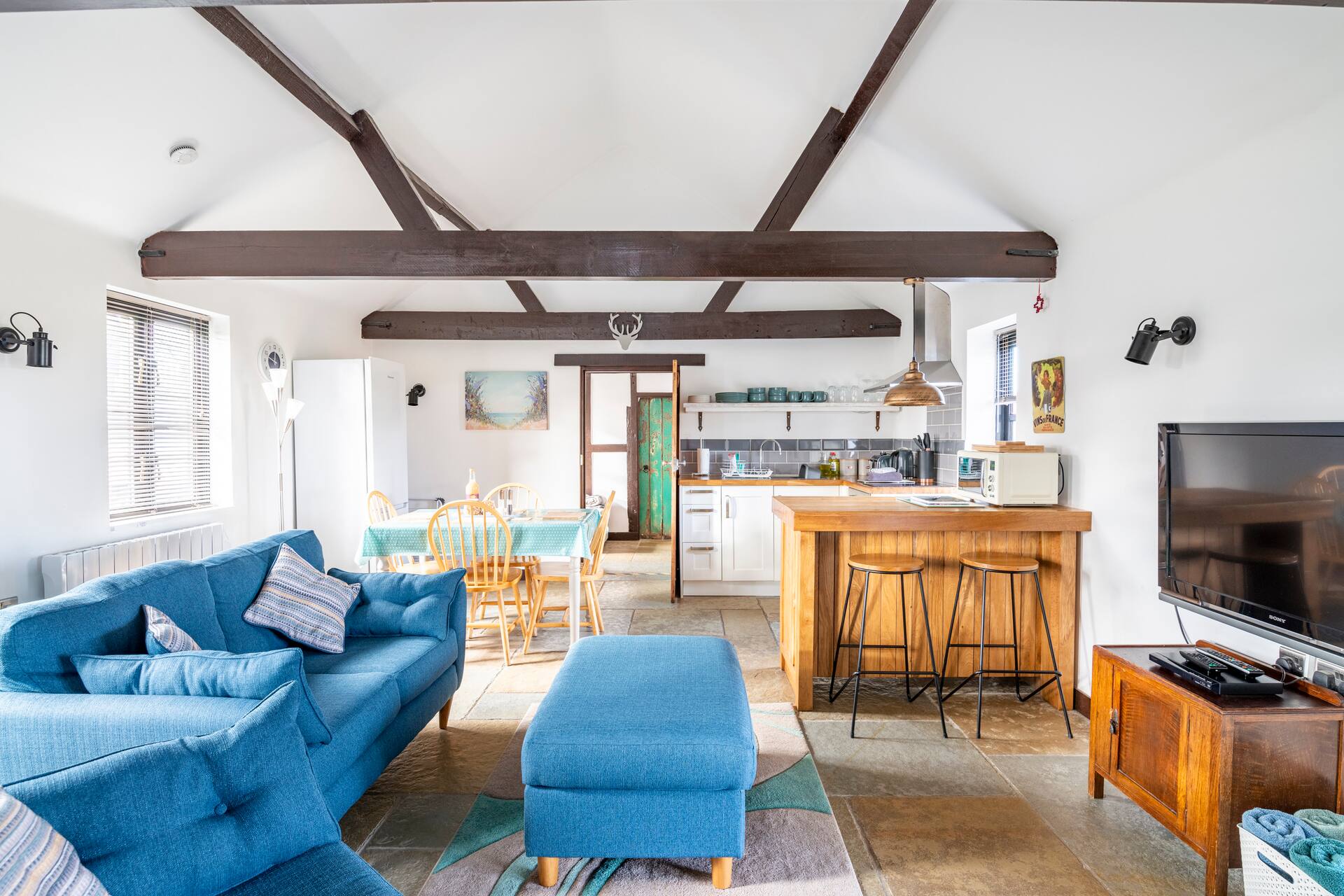 Bonneys Barn Retreat - Luxury homely getaway — photo 5