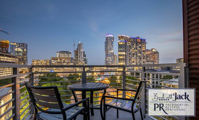Awesome Austin Views 2 bdrm Presidential Penthouse gallery image 4