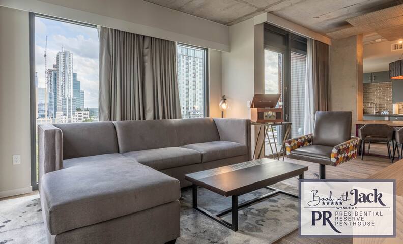Awesome Austin Views 2 bdrm Presidential Penthouse gallery image 2