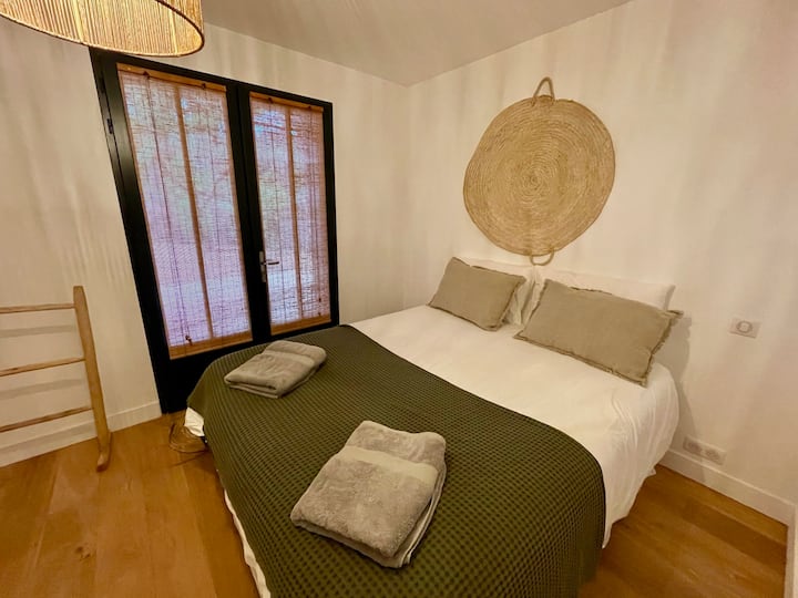 საძინებელი 1