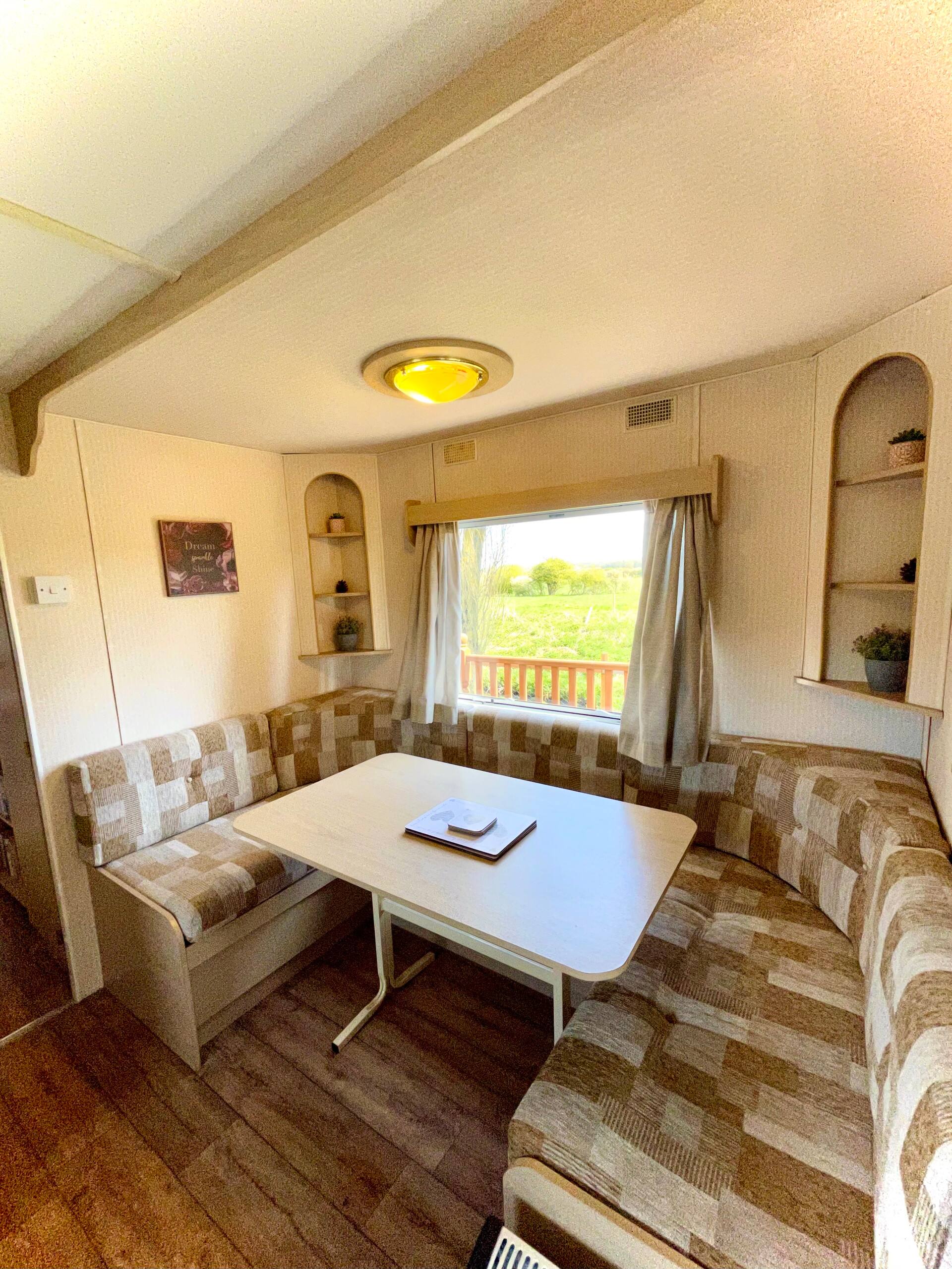 Poplar Lodge Log Caravan — photo 4
