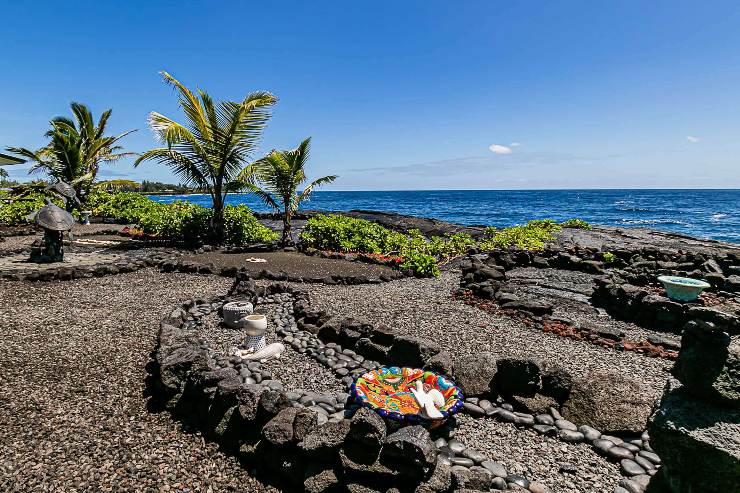 Home in Keaau · ★4.95 · 2 bedrooms · 3 beds · 1 bath - Image 44