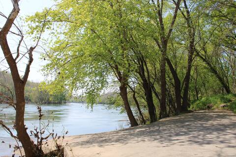 *C&O Canal Retreat @ Taylor's Landing*