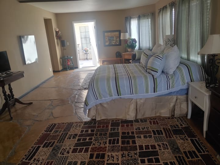 Huge Beautiful Entire Guest Suite Great Location - ネバダ州