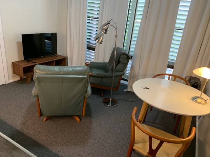 Stylish Merewether Suite With Free Parking - ハンター・リージョン