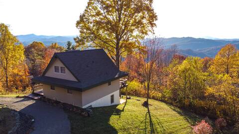 Our Mountain Escape- Close to Downtown Boone