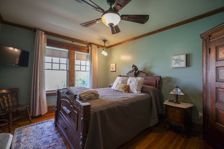 غرفة النوم 1