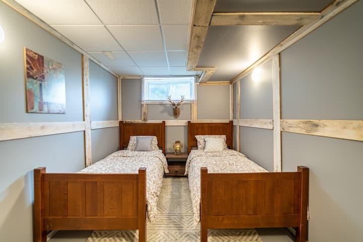 Bedroom 6 in the basement