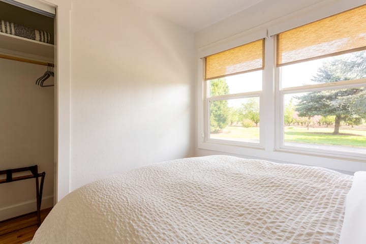 საძინებელი 3