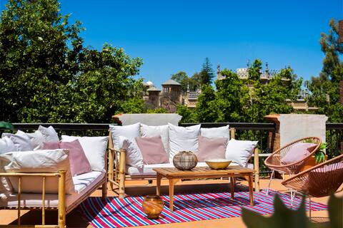 Luxurious 7Bdr house with Parking, Plaza de España