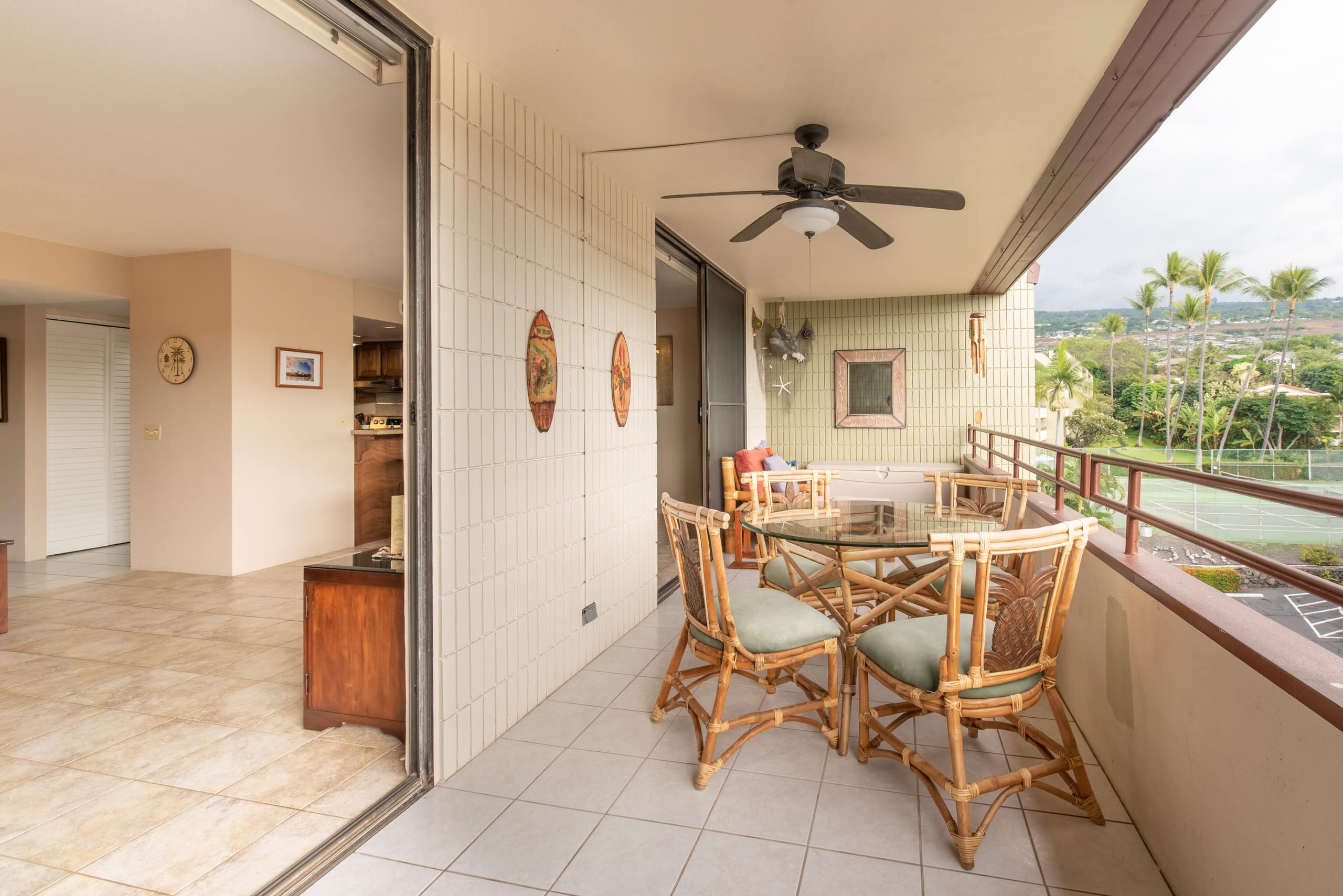 Condo in Kailua-Kona · ★4.83 · 2 bedrooms · 3 beds · 2 private baths - Image 10