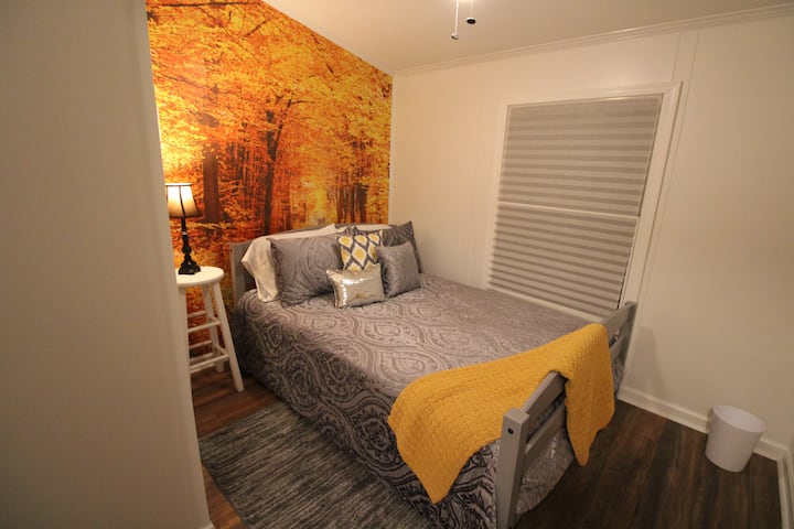 Bedroom 2 with full size bed