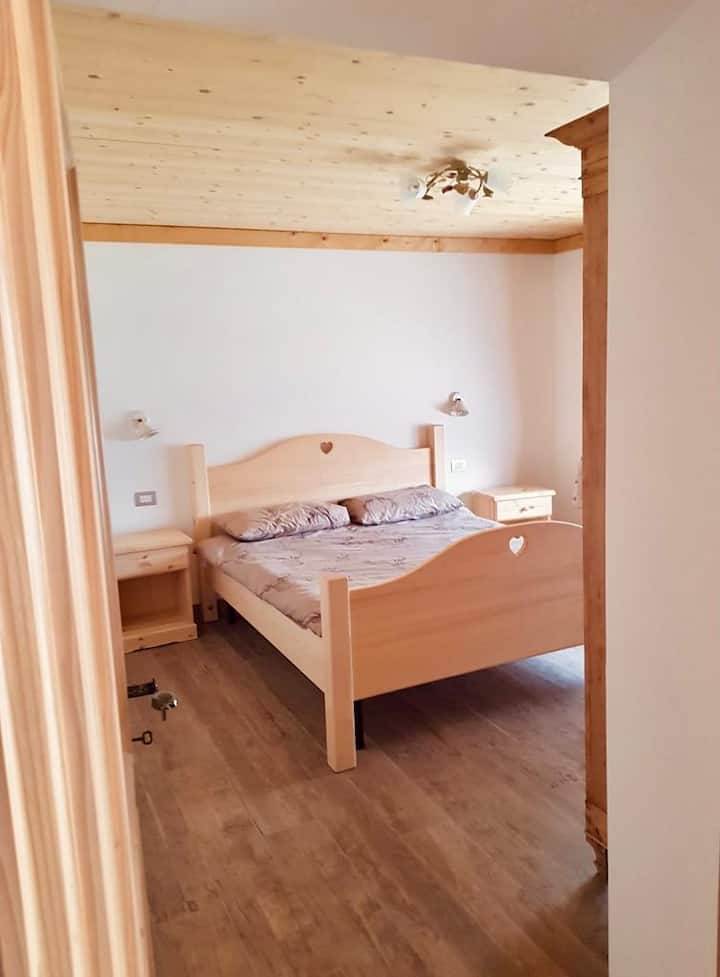 Une chambre double près de l'entrée. 