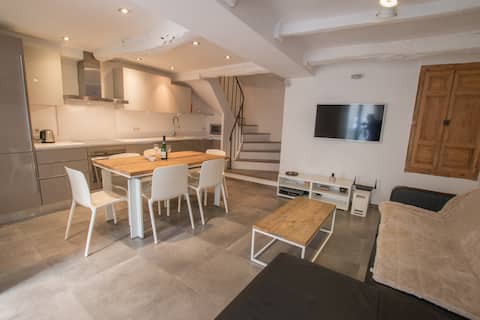Annonce Airbnb populaire: 17 Les Colles House Village Valbonne à Valbonne