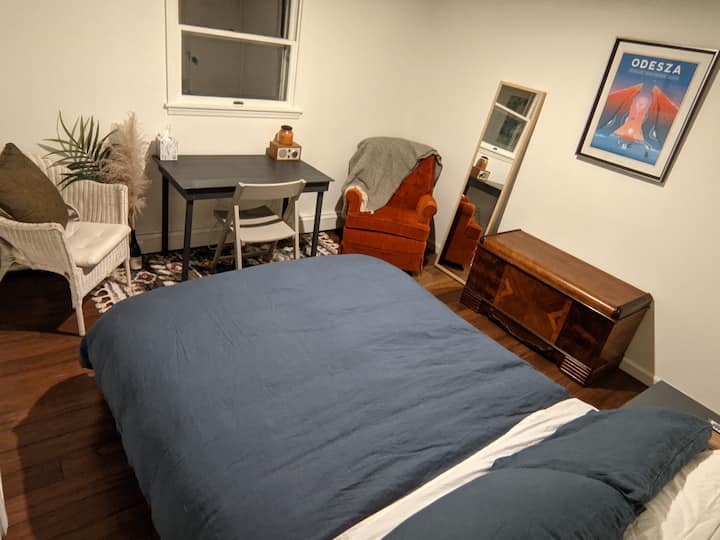 Værelse med queensize-