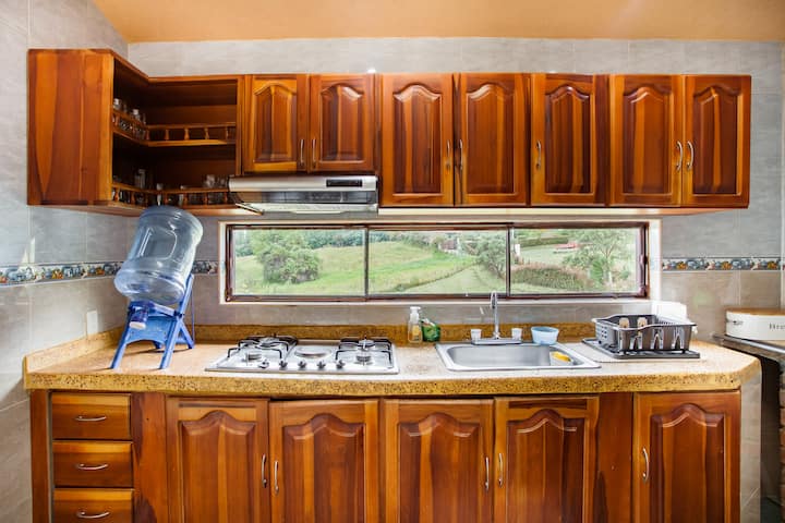 Casa Con Huerto Orgánico. - Subachoque