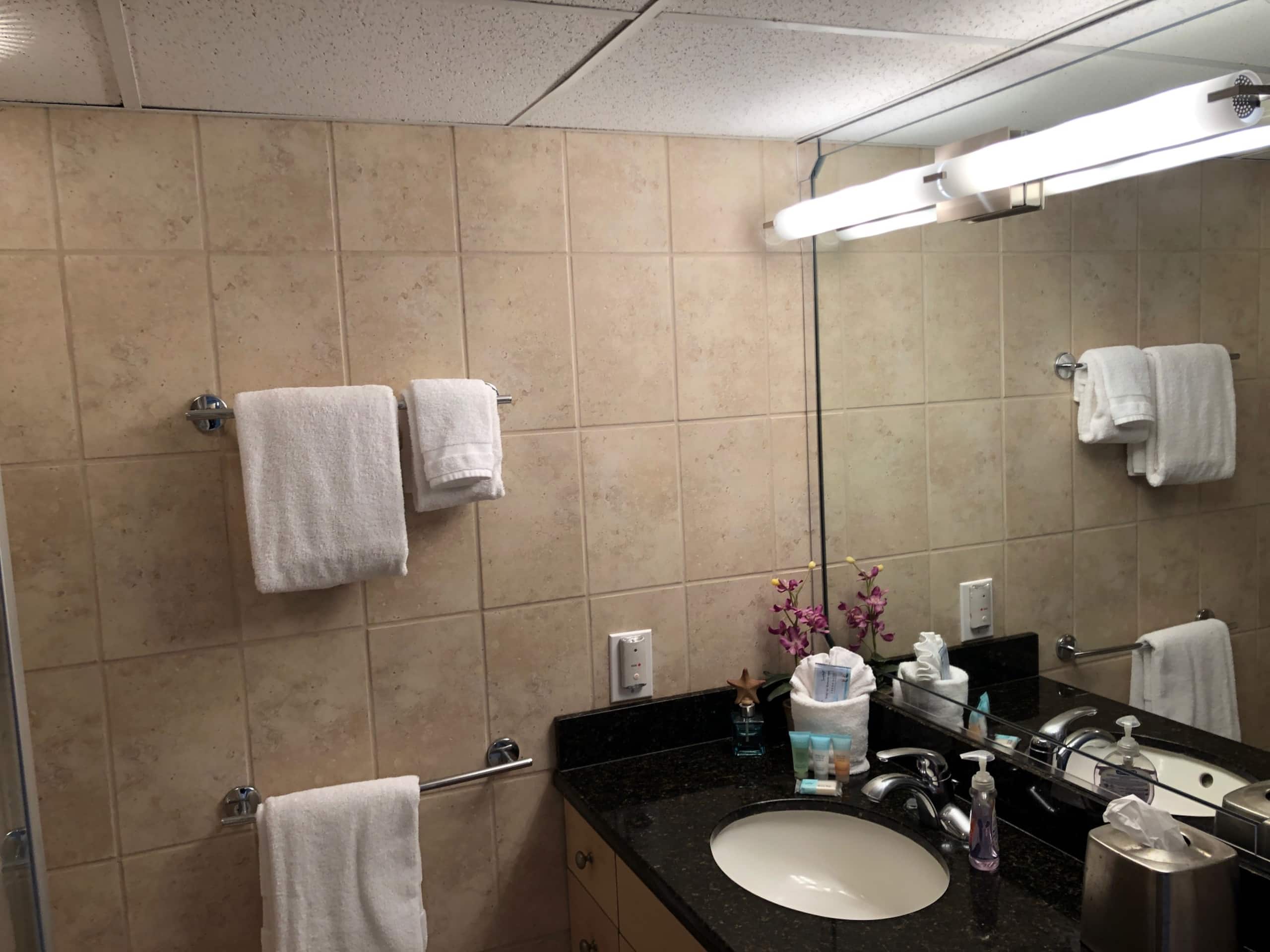 Condo in Lahaina · ★4.81 · Studio · 1 bed · 1 bath - Image 8